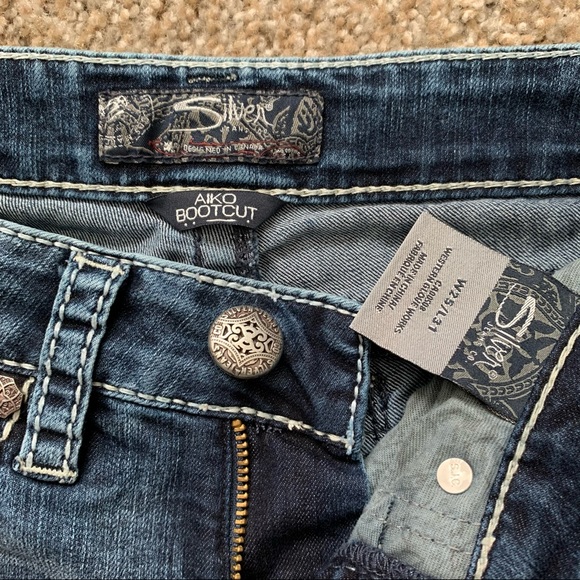 Silver Jeans Aiko Bootcut - Picture 2 of 4